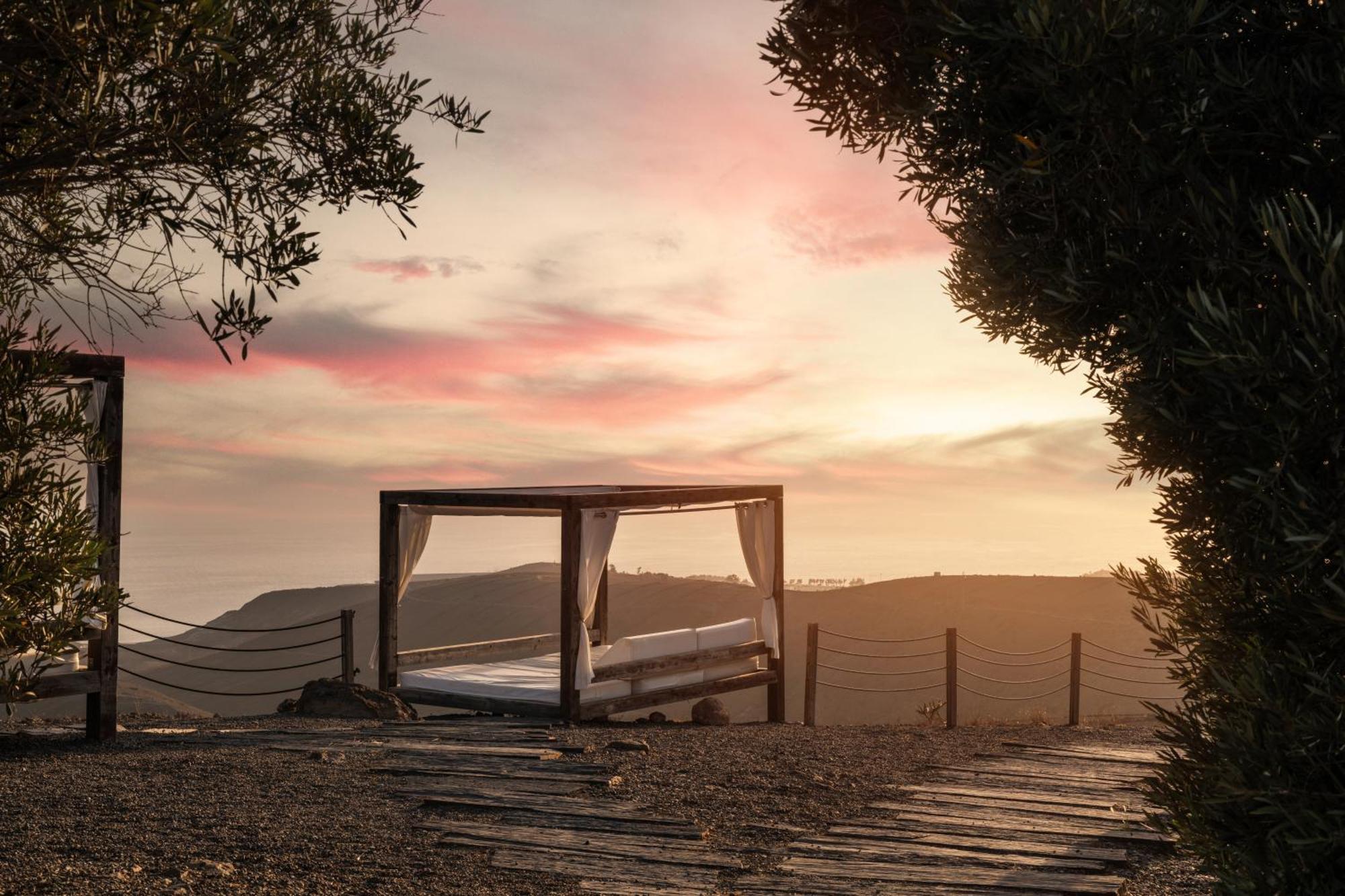 Hotel Salobre & Serenity